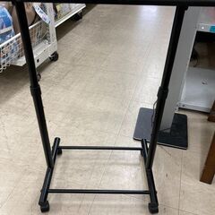 J5698　【リユースのサカイ柏店】　昇降テーブル　ライズ　ニトリ　クリーニング済み　参考価格3,990円の画像