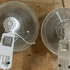 【壁掛け扇風機 オーヤマ PF-404WA-W / 使用済み / 動作品】の画像