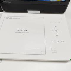 TOSHIBA SD-P910S ポータブルDVDプレーヤー/9v型/2022年製の画像