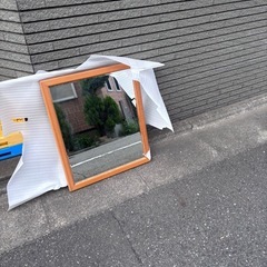 鏡の画像
