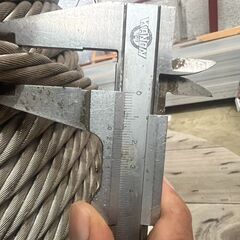 木ドラム付きワイヤーロープ４束の画像