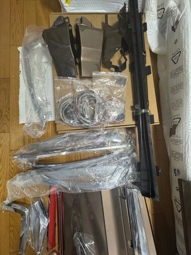 アルファード40 フルエアロ シグネチャーイルミブレード イルミルーフスポイラーセット 塗装済み 
ブロンド