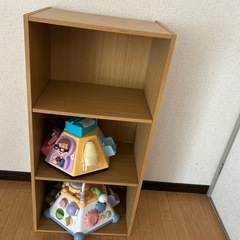 収納棚の画像