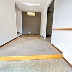 🉐仲介手数料無料など特典盛り沢山🉐 ✨大阪府松原市岡４丁目１−７１✨　貸テナント　貸店舗　貸家　賃貸　お店開業✨　なんと駐車場3台可能‼️‼️‼️ − 大阪府