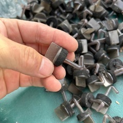　波板用ポリカフック　中古　23ミリ　115本の画像