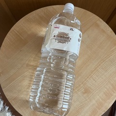 丸テーブルの画像
