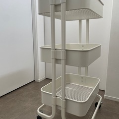 3段スチールワゴン　アイリスプラザ の画像