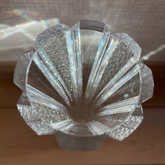 HOYA クリスタル花瓶とアートガラス花瓶の画像