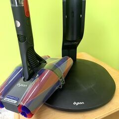 dyson/ﾀﾞｲｿﾝ ｺｰﾄﾞﾚｽ ｸﾘｰﾅｰ 掃除機 ｽﾘﾑ 軽量 ﾊﾟﾜﾌﾙ  ｽﾃｨｯｸ【ユーズドユーズ名古屋天白店】JM-005の画像