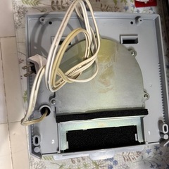 
ハンドドライヤー ② TOTO TYC110WS 100V クリーンドライ 温風タイプ ジェットタオル ハンドヒーターの画像