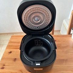 【ジャンク品】SHARP KS-CF05D炊飯器 の画像