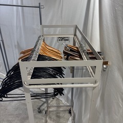 スチールラック　4辺　ワゴン　キャスター付きの画像