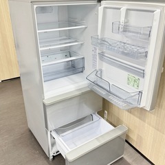 A1582🌟激安‼️AQUA 3ドア冷蔵庫　272L AQR-27G(S) 2018🌟配送・設置可能♻️の画像