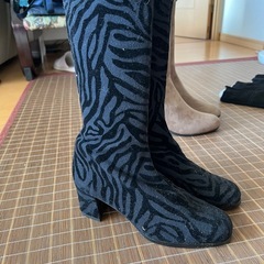 新品未使用ブーツの画像