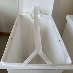 ペダル付きペールの画像
