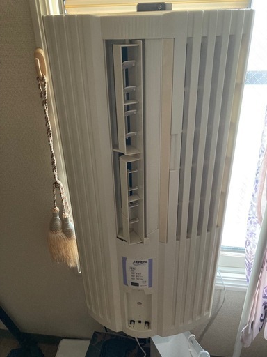 本日引き取りは値引きします八千円 窓用エアコン