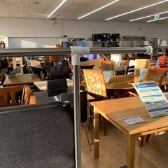 【ジモティー割引で最大15％OFF⭐️】 洗濯干し台の画像