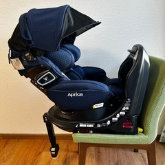 【洗濯済み】Aprica フラディアグロウ ISOFIX 360° セーフティ　の画像
