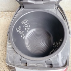 炊飯器  RC−10LY TOSHIBAの画像