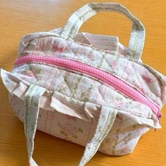 子供用　ハンドバッグの画像