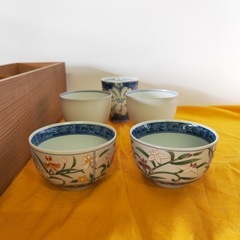 陶器製湯飲み4個セット 木製収納箱付きの画像