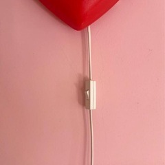 IKEA イケア　SMILA HJÄRTA（スミーラ ヒェルタ）ウォールランプ　ハート【IKEA】ハート型ウォールランプ ❤️ レッド 間接照明 インテリアライト 子供部屋 北欧照明の画像