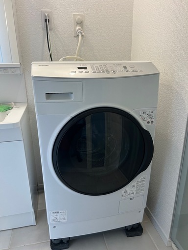 【美品】アイリスオーヤマ ドラム式洗濯乾燥機8KG