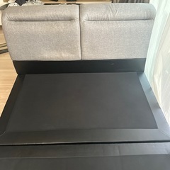 ベットフレームの画像