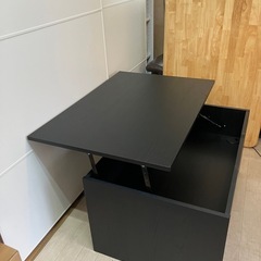 イケア エスタヴァル ローテーブル ブラック 高さ調節可 コーヒーテーブル IKEA　ÖSTAVALLの画像