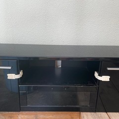 テレビ台の画像