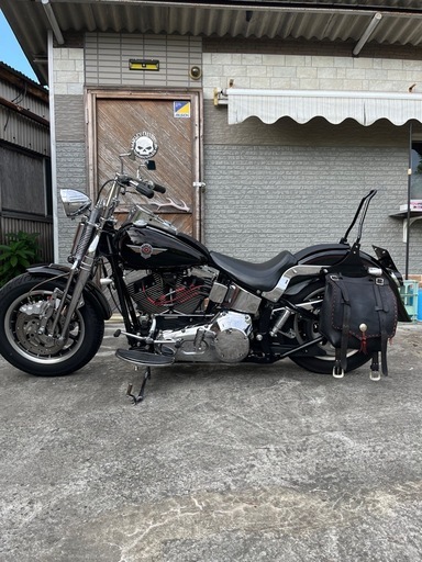 お話し中^ ^超美車ハーレーファットボーイ2002年