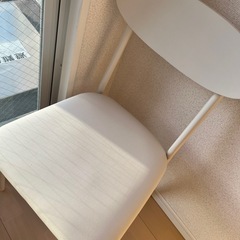 コンセント付き デスクチェアセットの画像