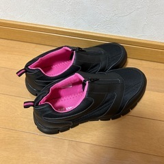 靴　スニーカーの画像