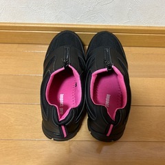 靴　スニーカーの画像