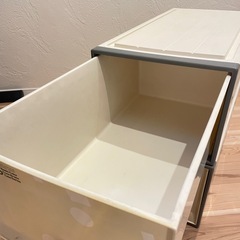 衣装ケースの画像