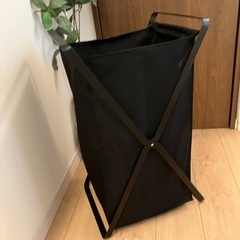 山崎実業(Yamazaki) ランドリーバスケット ブラック 約30X36X64cm(使用時) タワー tower 洗濯かご
の画像