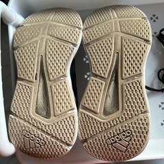 adidas◦の画像