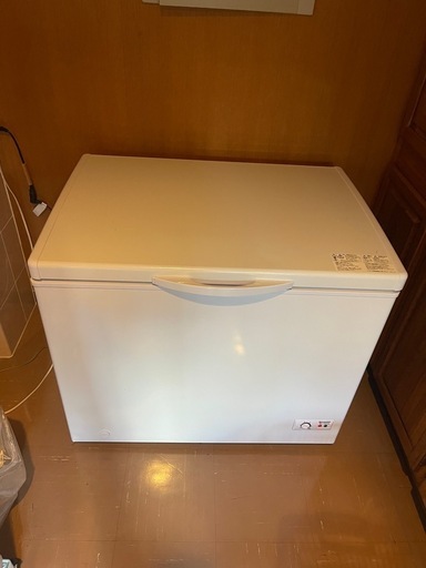 終了‼️  SHARP冷凍庫 200リットル
