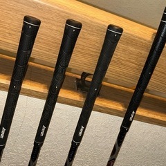 4本セットHONMAゴルフクラブ
 本間アスポートIIIe +公式試合使用可能2010年新溝ルール適合 HONMAゴルフクラブの画像
