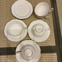 コーヒーカップ、ソーサー5点セットの画像