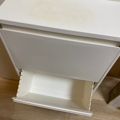 収納家具の画像
