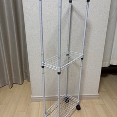 スチールラックの画像