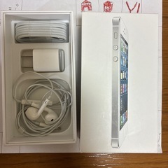 (^ ^)中古品AppleiPhone5フルセットの画像
