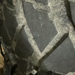 MAXXIS 35 12.50 R16 ロックガンホイール チューブタイヤ の画像