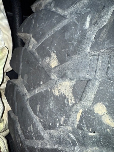 MAXXIS 35 12.50 R16 ロックガンホイール チューブタイヤ