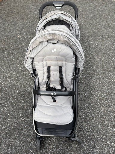 2人乗りベビーカー　Evalite Duo エヴァライトデュオ