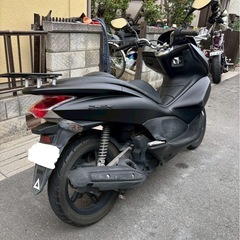ホンダ PCX125 マットブラック 低走行の画像