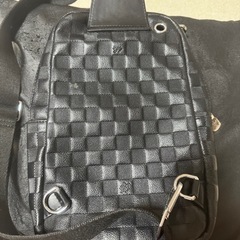 LOUIS VUITTONショルダーバッグの画像