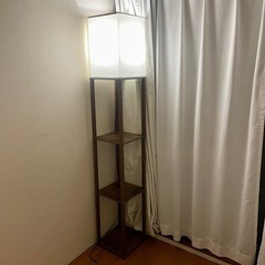スタンドライト　ラック付き　フロアライト　シェルフ　の画像