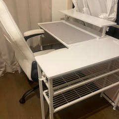ドウインクス・パソコンデスクの画像